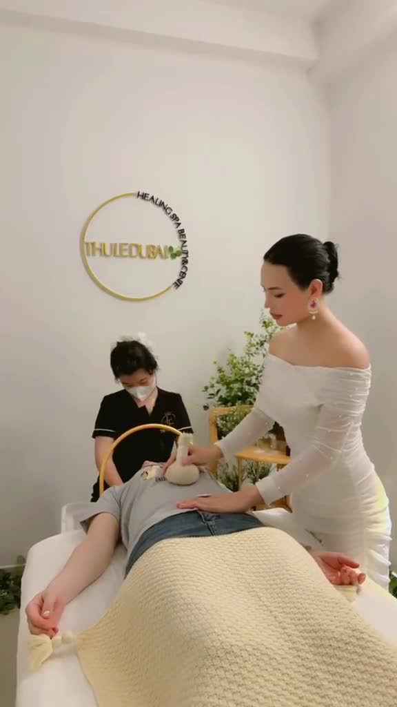 Liệu trình gội đầu dưỡng sinh chữa lành tại Thu Le Spa